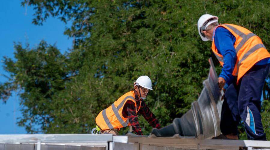 Professional new roof installation services in Lake Oswego, OR
